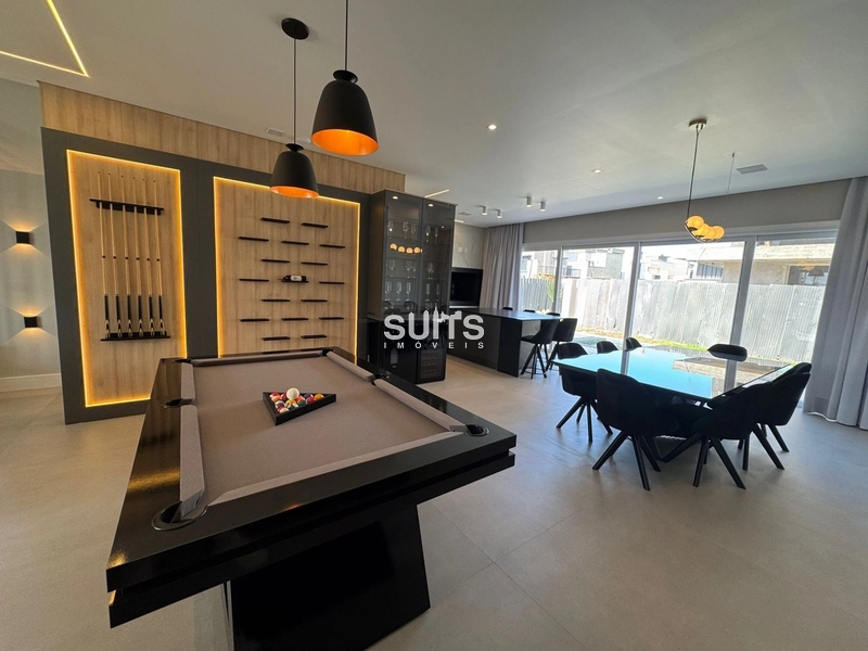 Lindo sobrado com 5 suítes e piscina, no condomínio SUNSET: 8ª foto da galeria de imagens do imóvel