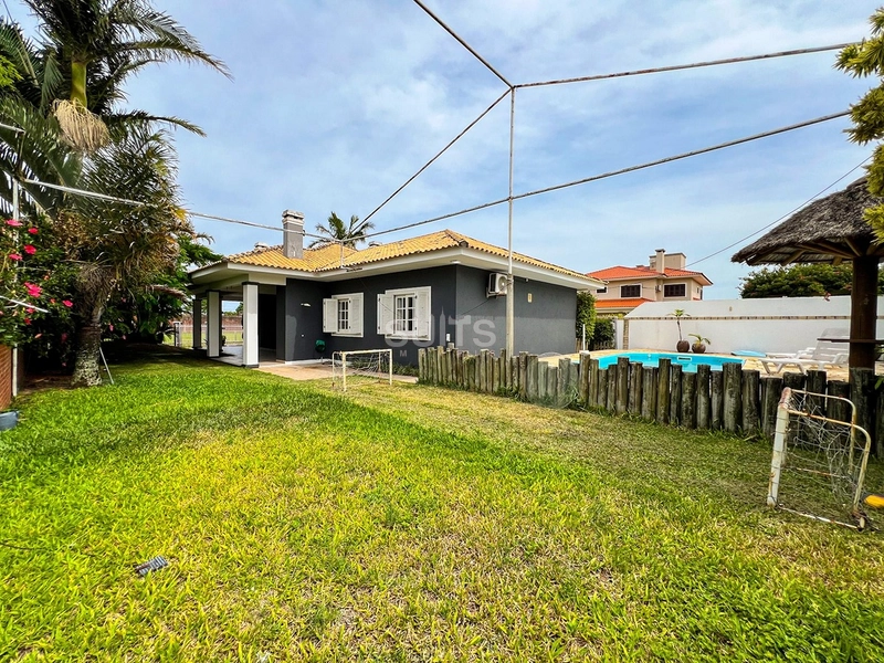 Excelente casa à venda em Atlântida : 25ª foto da galeria de imagens do imóvel