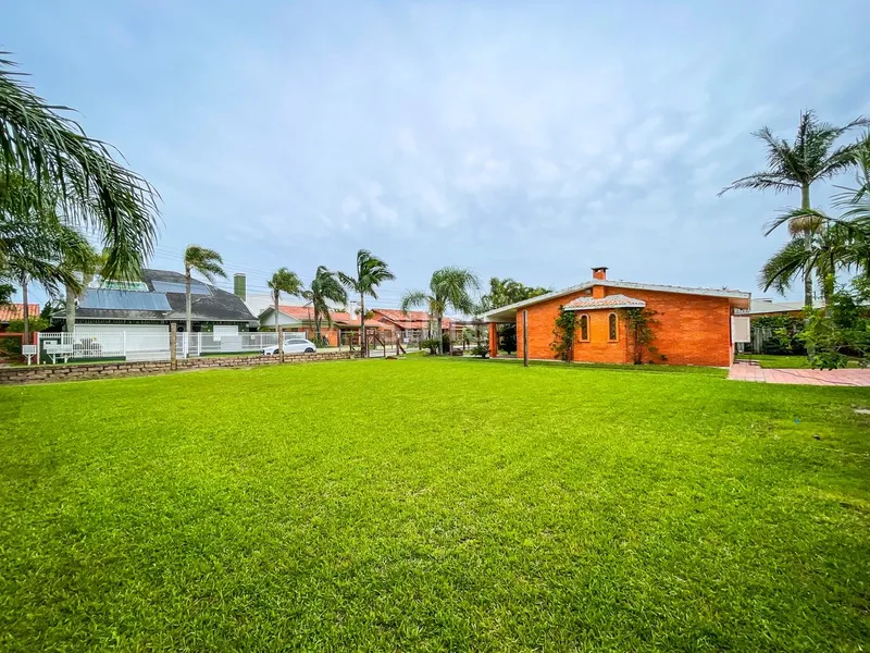 Ótima casa com 02 terrenos à venda na praia de Atlântida: 6ª foto da galeria de imagens do imóvel