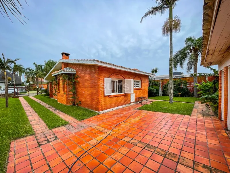 Ótima casa com 02 terrenos à venda na praia de Atlântida: 4ª foto da galeria de imagens do imóvel