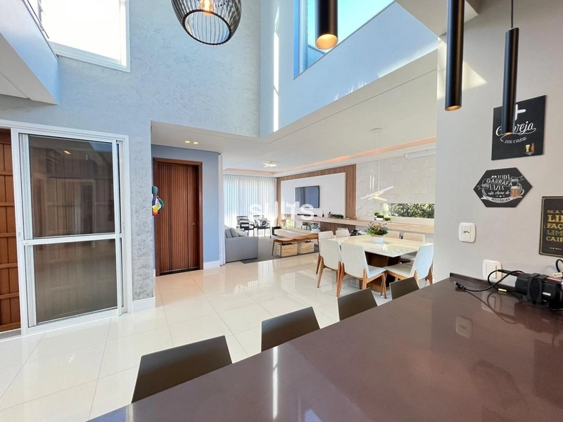 Magnífico Sobrado no Condomínio Quintas do Lago: 19ª foto da galeria de imagens do imóvel