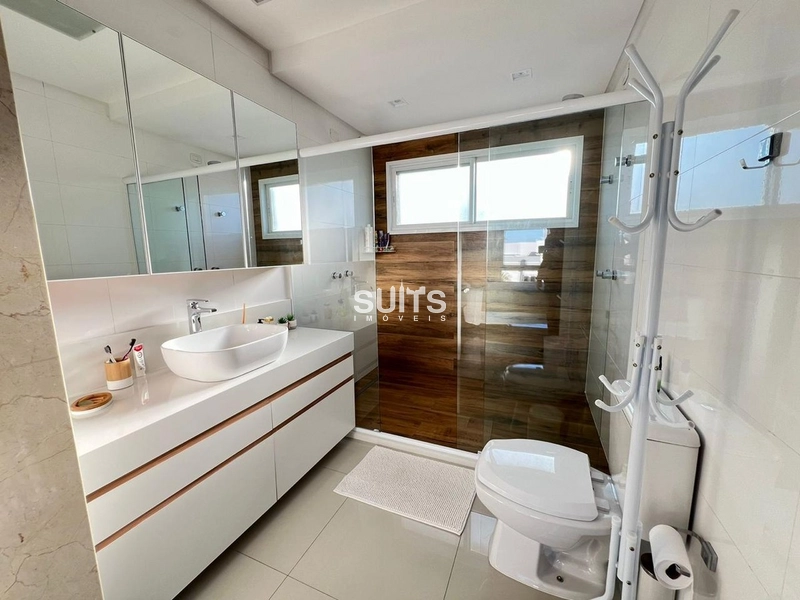 Magnífico Sobrado no Condomínio Quintas do Lago: 30ª foto da galeria de imagens do imóvel