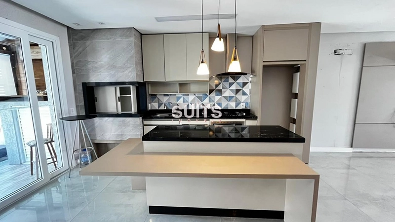 Excelente duplex à venda no Centro : 4ª foto da galeria de imagens do imóvel