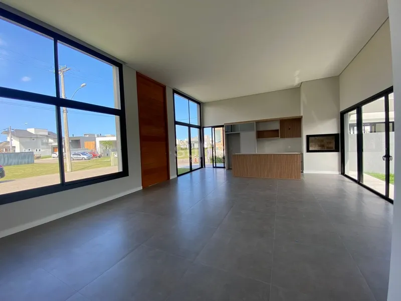 Incrível casa térrea à venda no condomínio Blue em Xangri-Lá: 2ª foto da galeria de imagens do imóvel