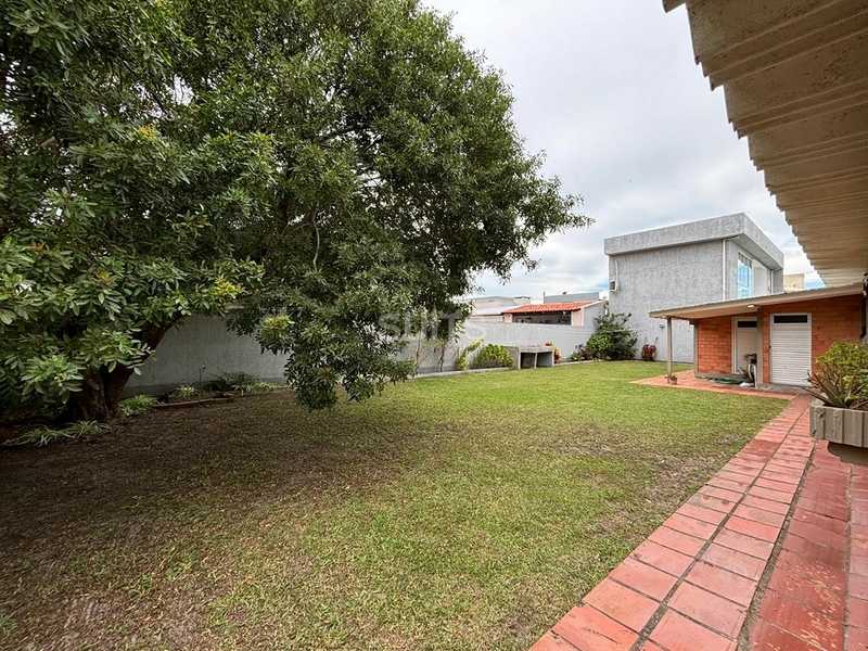 Casa com 03 terrenos à venda na Rainha do Mar : 7ª foto da galeria de imagens do imóvel