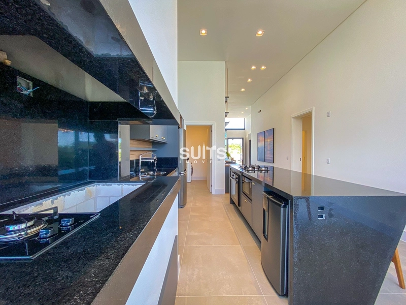 Linda casa à venda no condomínio Arenas.: 16ª foto da galeria de imagens do imóvel