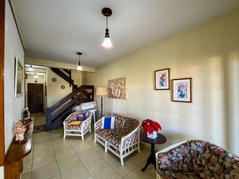 Sobrado com 02 terrenos 01 quadra do Mar na praia de Rainha do Mar: 9ª foto da galeria de imagens do imóvel