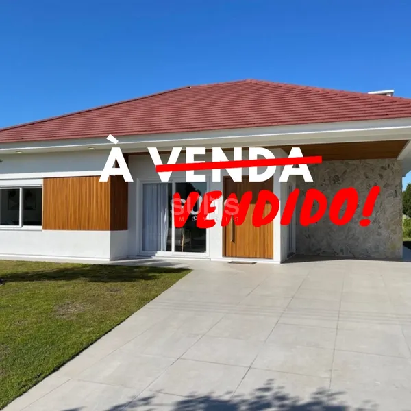 Linda casa no Condomínio Green Village Golf Club em Xangri-Lá: 1ª foto da galeria de imagens do imóvel