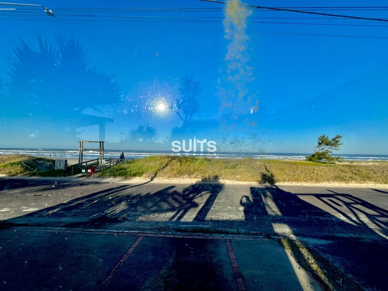 Excelente Casa com 3 Terrenos na Beira Mar de Xangri-lá!: 3ª foto da galeria de imagens do imóvel