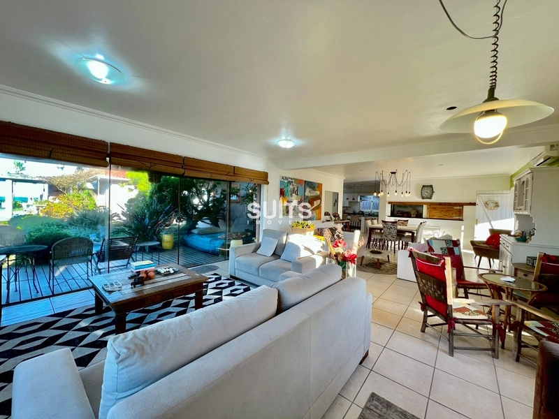 Excelente Casa com 3 Terrenos na Beira Mar de Xangri-lá!: 32ª foto da galeria de imagens do imóvel