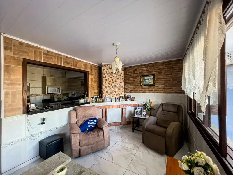 Excelente casa com piscina no Centro de Xangri-Lá: 3ª foto da galeria de imagens do imóvel