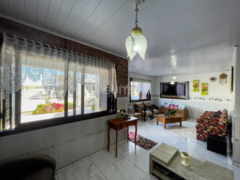 Excelente casa com piscina no Centro de Xangri-Lá: 6ª foto da galeria de imagens do imóvel