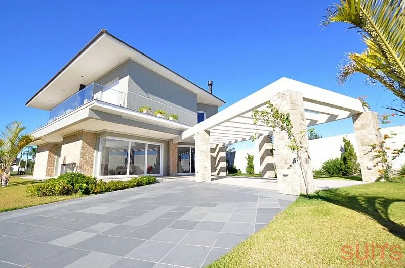 Lindo sobrado no condominio Sea Coast: 1ª foto da galeria de imagens do imóvel