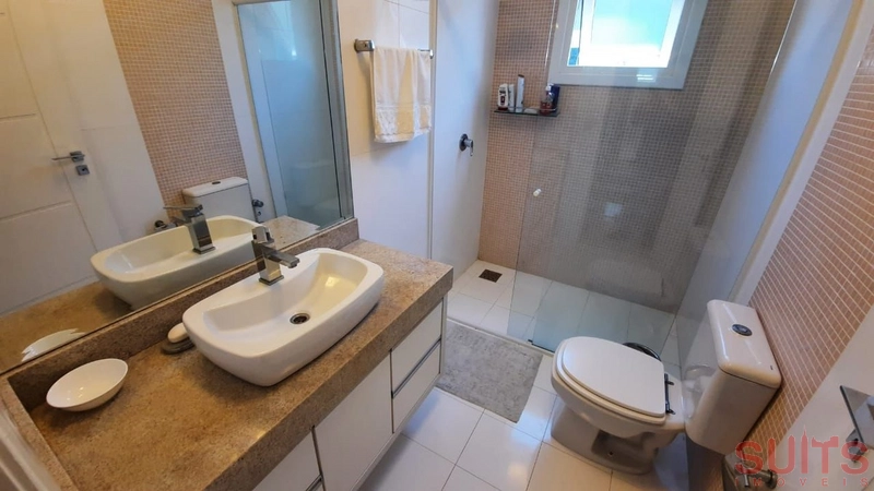 Mansão Disponível a Venda em condomínio Beira Mar de Xangri-lá.: 26ª foto da galeria de imagens do imóvel