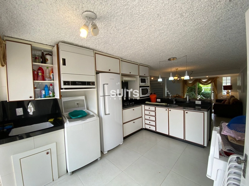 Ótimo sobrado muito próximo ao mar na praia de Noiva do Mar: 16ª foto da galeria de imagens do imóvel