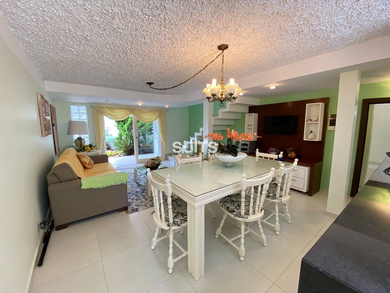 Ótimo sobrado muito próximo ao mar na praia de Noiva do Mar: 12ª foto da galeria de imagens do imóvel