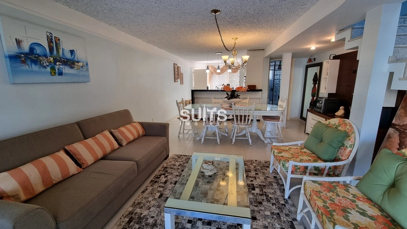 Ótimo sobrado muito próximo ao mar na praia de Noiva do Mar: 10ª foto da galeria de imagens do imóvel