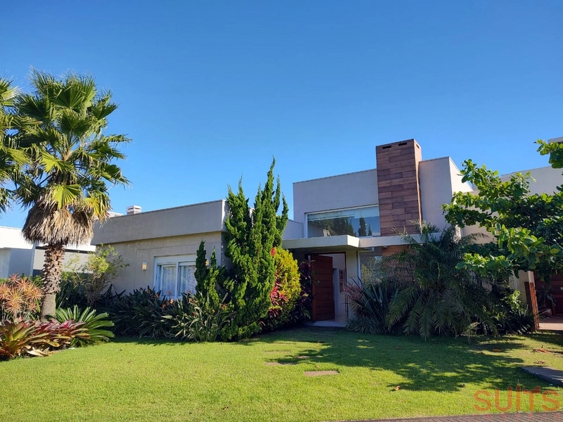 Excelente casa à venda no condomínio Las Palmas: 1ª foto da galeria de imagens do imóvel