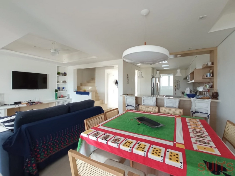 Lindo páteo marbella à venda com vista para o lago: 7ª foto da galeria de imagens do imóvel