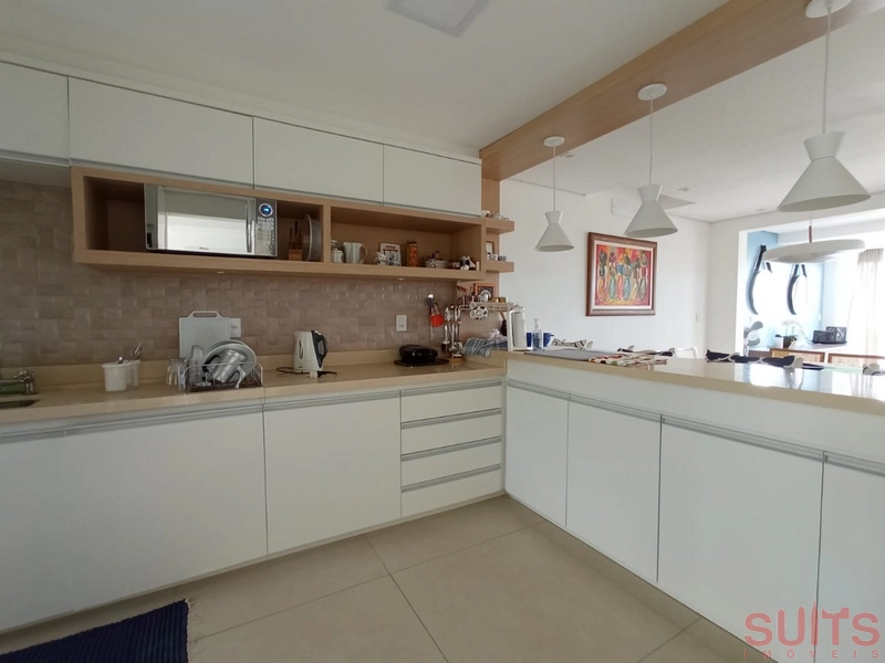 Lindo páteo marbella à venda com vista para o lago: 8ª foto da galeria de imagens do imóvel