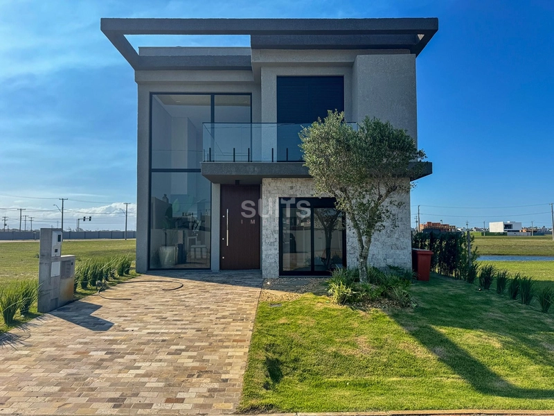 Excelente sobrado à venda no Joy : 1ª foto da galeria de imagens do imóvel