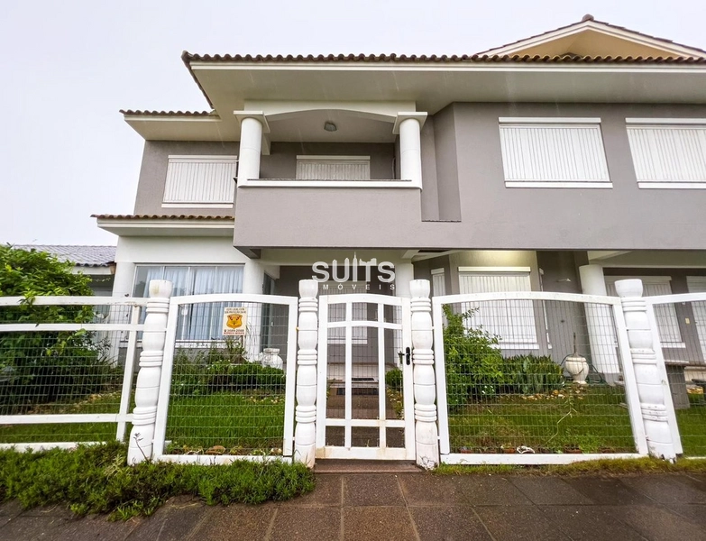 Duplex à venda próximo ao mar no centro de Xangri-lá: 1ª foto da galeria de imagens do imóvel