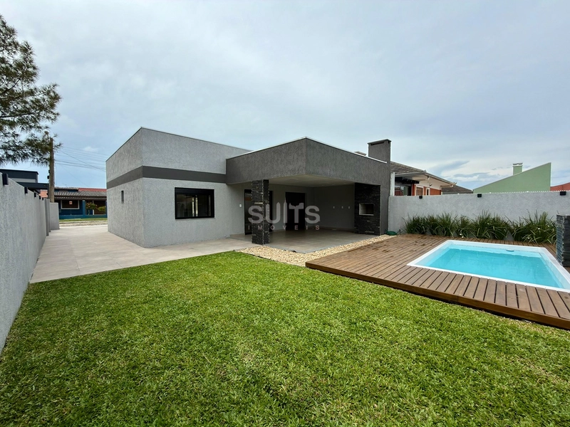 Ótima casa á poucos metros do mar na praia de Atlântida Sul : 7ª foto da galeria de imagens do imóvel