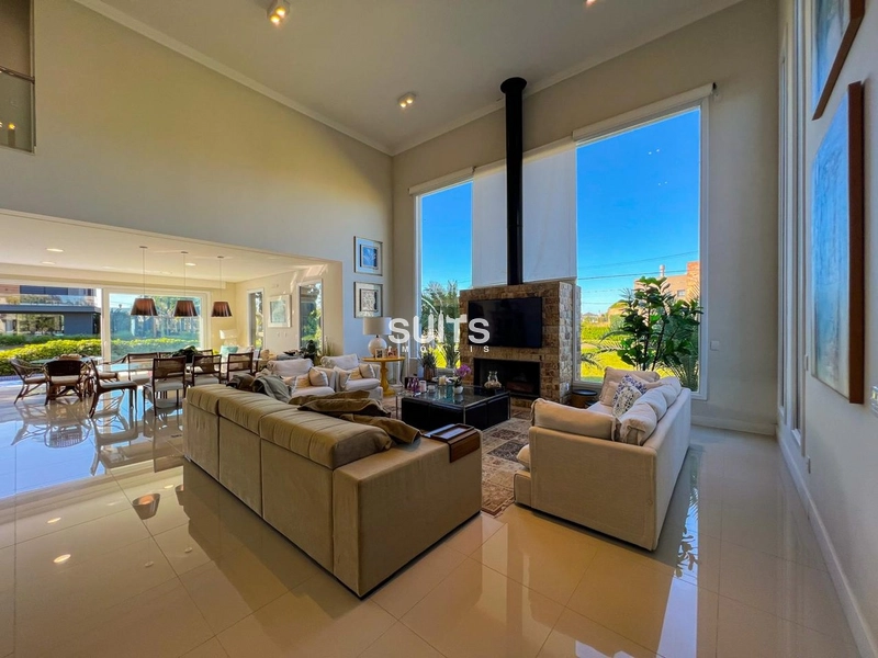 Excelente casa beira lago à venda no condomínio Ventura em Xangri-lá: 5ª foto da galeria de imagens do imóvel