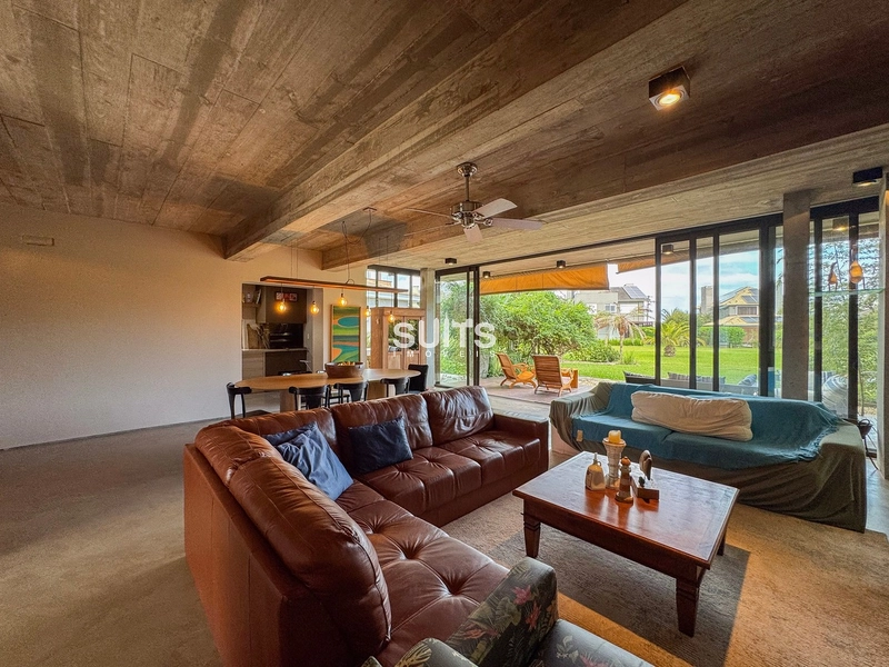 Excelente sobrado à venda no condomínio Ventura em Xangri-lá: 5ª foto da galeria de imagens do imóvel