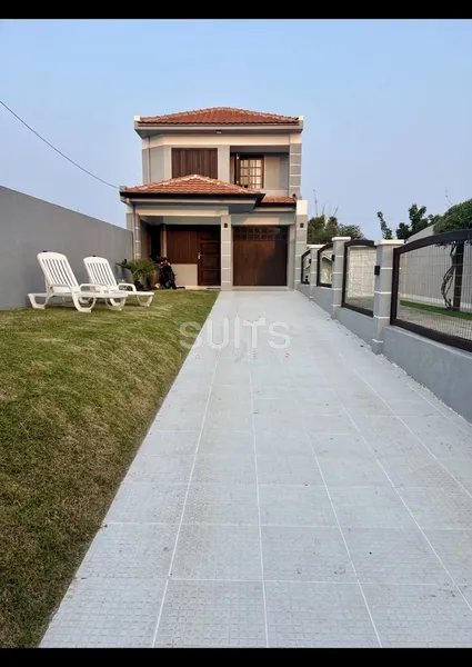 Excelente sobrado á venda no Centro de Xangri-Lá!: 2ª foto da galeria de imagens do imóvel