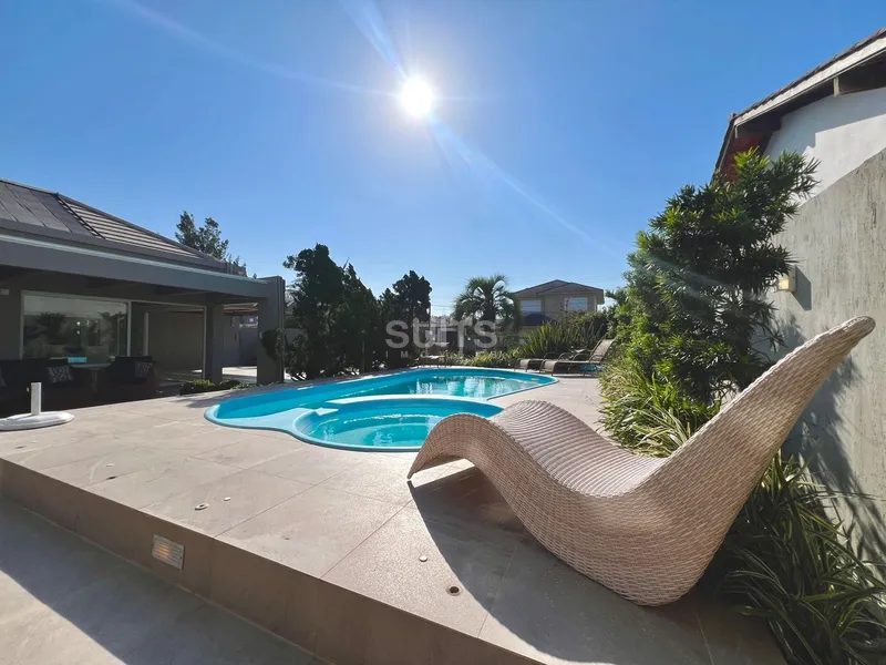 Incrível sobrado junto ao mar na praia de Atlântida: 9ª foto da galeria de imagens do imóvel