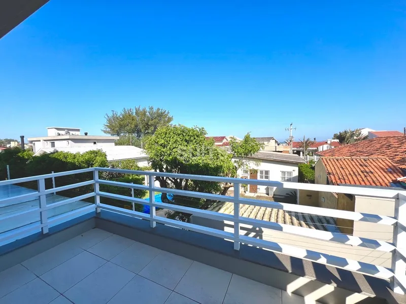 Incrível sobrado junto ao mar na praia de Atlântida: 54ª foto da galeria de imagens do imóvel