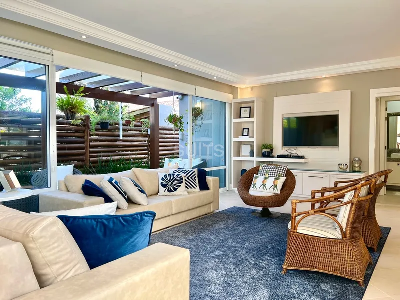 Incrível sobrado junto ao mar na praia de Atlântida: 34ª foto da galeria de imagens do imóvel