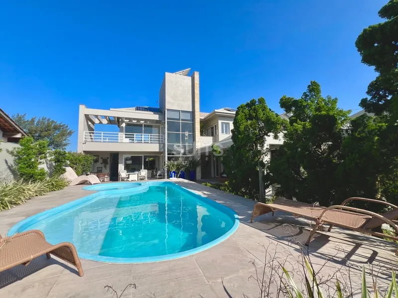 Incrível sobrado junto ao mar na praia de Atlântida: 6ª foto da galeria de imagens do imóvel