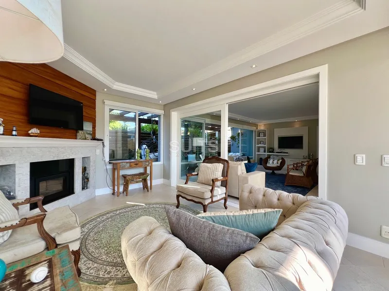 Incrível sobrado junto ao mar na praia de Atlântida: 40ª foto da galeria de imagens do imóvel