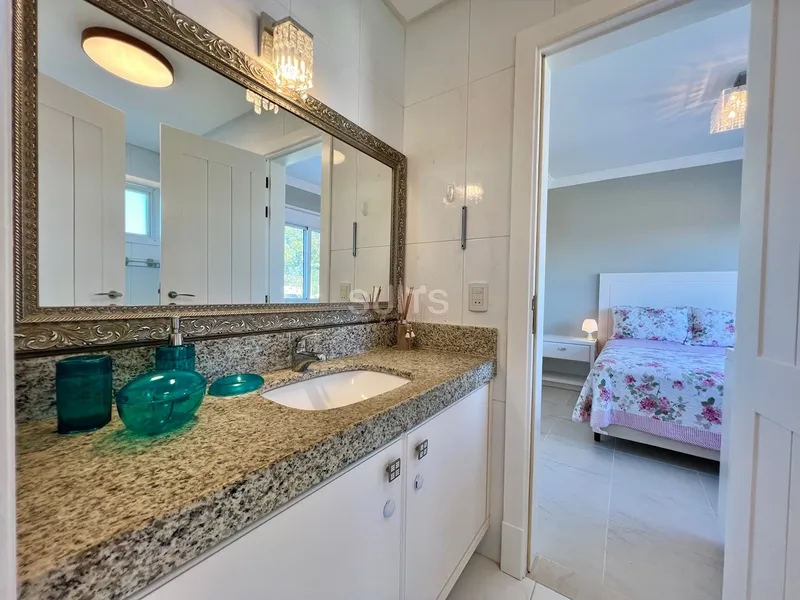 Incrível sobrado junto ao mar na praia de Atlântida: 55ª foto da galeria de imagens do imóvel