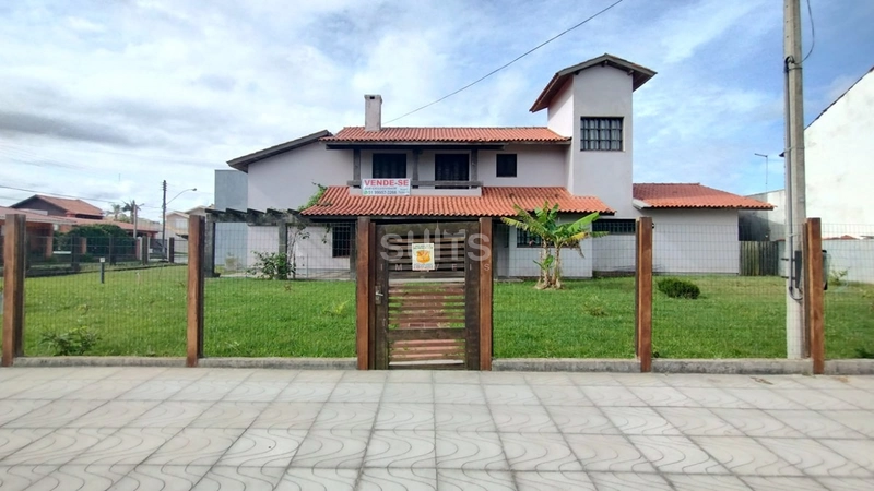 Sobrado de esquina à venda no Centro de Xangri-Lá : 8ª foto da galeria de imagens do imóvel