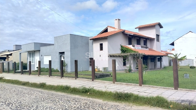 Sobrado de esquina à venda no Centro de Xangri-Lá : 7ª foto da galeria de imagens do imóvel