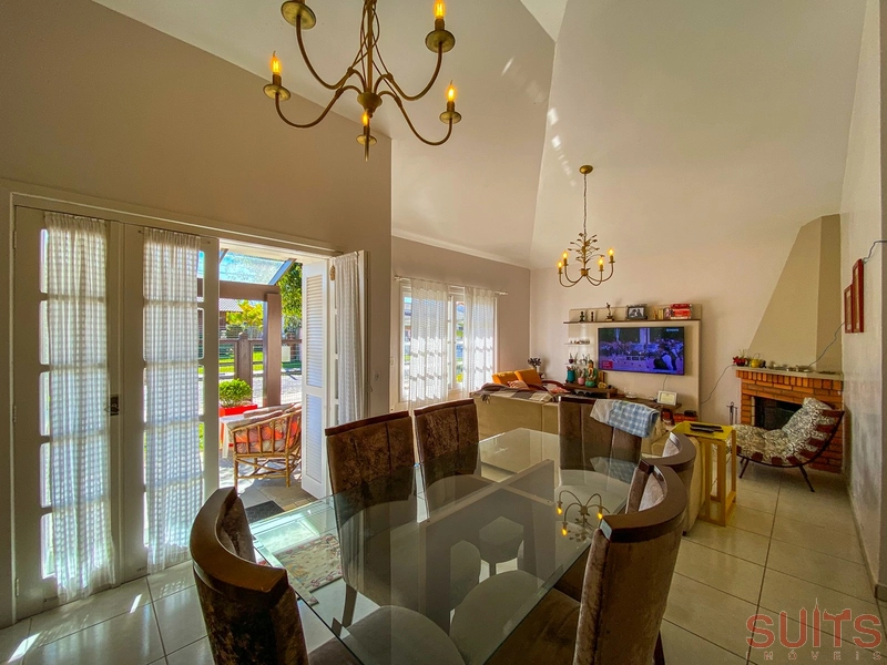 Casa no Centro da praia de Xangri-Lá próxima ao Calçadão: 5ª foto da galeria de imagens do imóvel