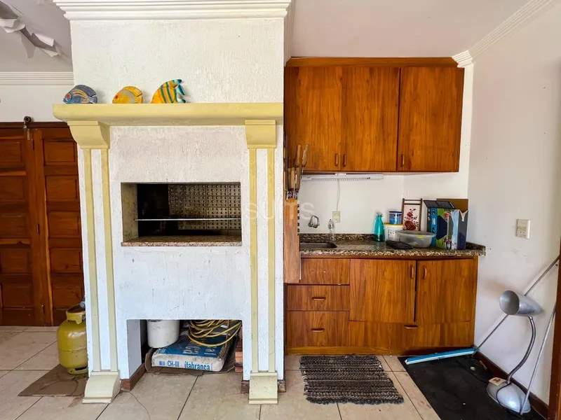 Excelente casa a 02 quadras do mar no Centro de Xangri-lá.: 32ª foto da galeria de imagens do imóvel