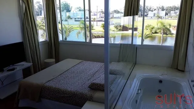 Excelente sobrado com vista para o lago no Condomínio Dubai: 14ª foto da galeria de imagens do imóvel