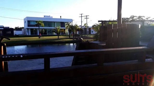 Excelente sobrado com vista para o lago no Condomínio Dubai: 15ª foto da galeria de imagens do imóvel