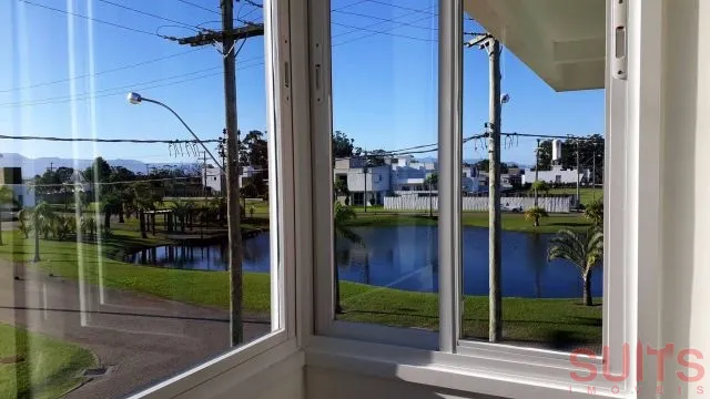 Excelente sobrado com vista para o lago no Condomínio Dubai: 19ª foto da galeria de imagens do imóvel