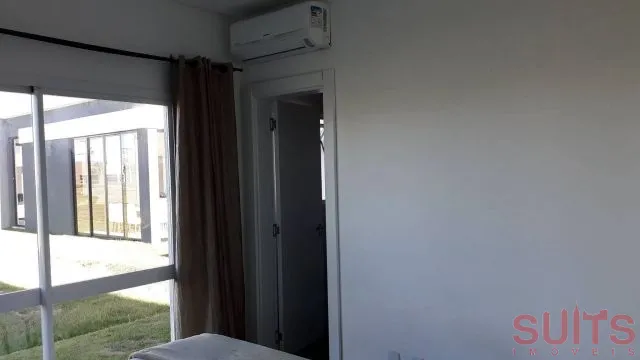 Excelente sobrado com vista para o lago no Condomínio Dubai: 24ª foto da galeria de imagens do imóvel