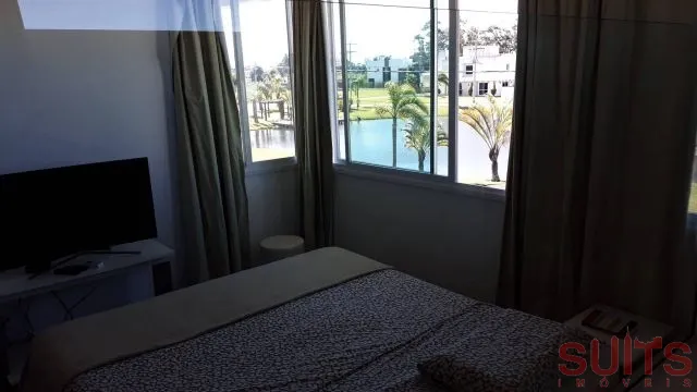 Excelente sobrado com vista para o lago no Condomínio Dubai: 31ª foto da galeria de imagens do imóvel