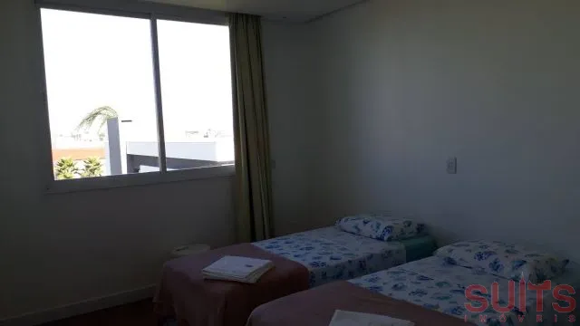 Excelente sobrado com vista para o lago no Condomínio Dubai: 40ª foto da galeria de imagens do imóvel