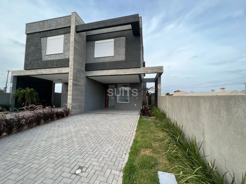 Excelente sobrado próximo ao mar: 2ª foto da galeria de imagens do imóvel