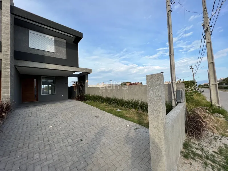 Excelente sobrado próximo ao mar: 3ª foto da galeria de imagens do imóvel