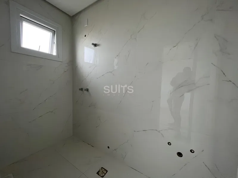 Excelente sobrado próximo ao mar: 14ª foto da galeria de imagens do imóvel