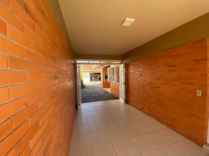 Linda casa no centro de Xangri-Lá próxima ao mar: 13ª foto da galeria de imagens do imóvel